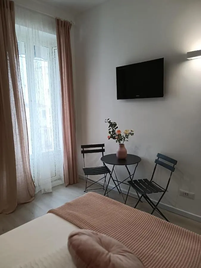 Apartment Ferienwohnung Eden House Bari Italien